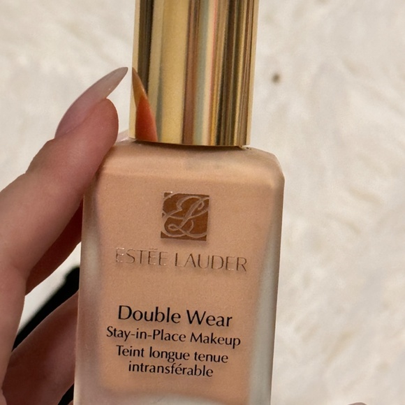 Estée Lauder Double Wear Foundation 2N1 desert beige - Picture 3 of 5